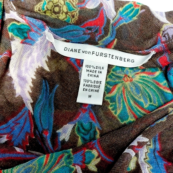 Diane Von Furstenburg Womens Silk Sleeveless Cowl Neck Ruched Sides Top Size SML - Picture 7 of 8